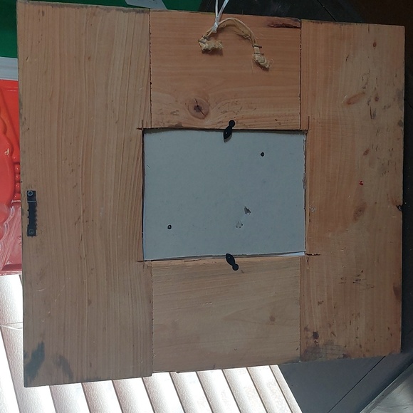 Handmade and handpainted wooden picture frame - Picture 2 of 2